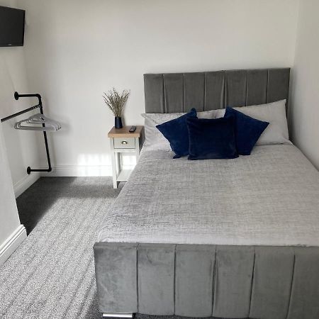 Cheshire Home Stays 크루 외부 사진