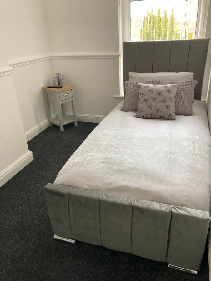 Cheshire Home Stays 크루 외부 사진